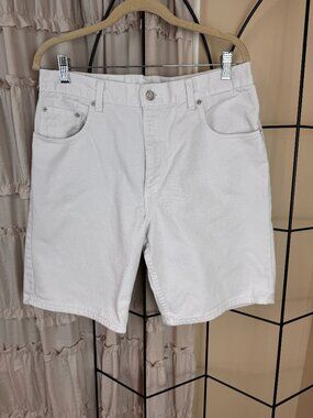 Nuevo County Seat Jeanswear White Denim Shorts Size 33 Vintage